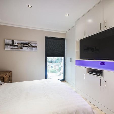 Modern Bedroom In London !! Εξωτερικό φωτογραφία