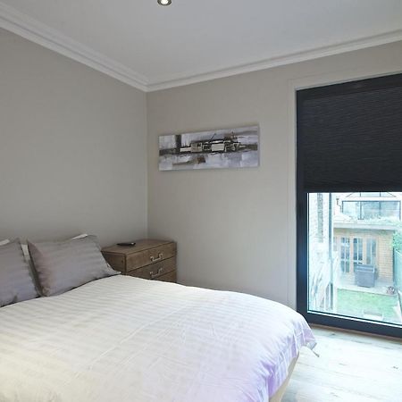 Modern Bedroom In London !! Εξωτερικό φωτογραφία