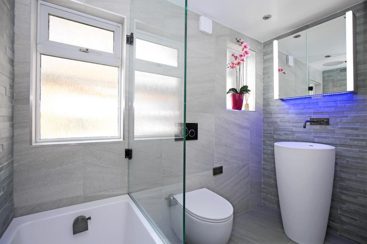 Modern Bedroom In London !! Εξωτερικό φωτογραφία