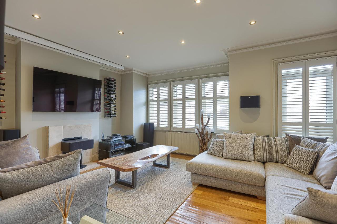Modern Bedroom In London !! Εξωτερικό φωτογραφία